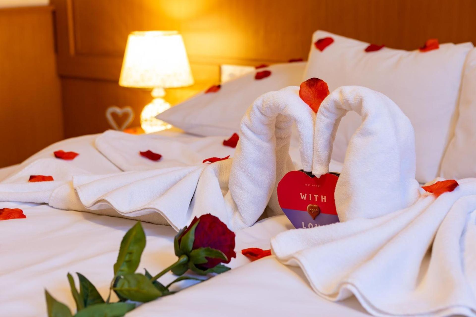 Hotel Barbakan Πετς Εξωτερικό φωτογραφία