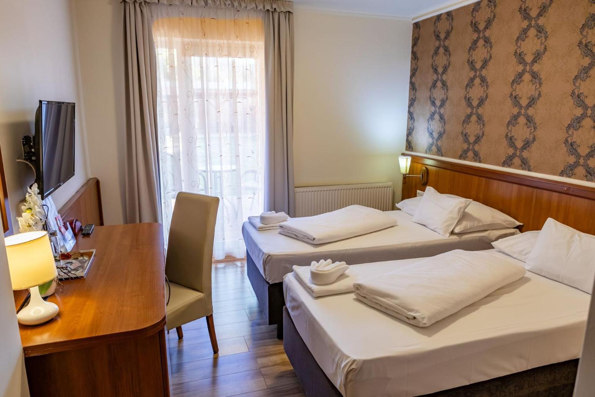 Hotel Barbakan Πετς Εξωτερικό φωτογραφία